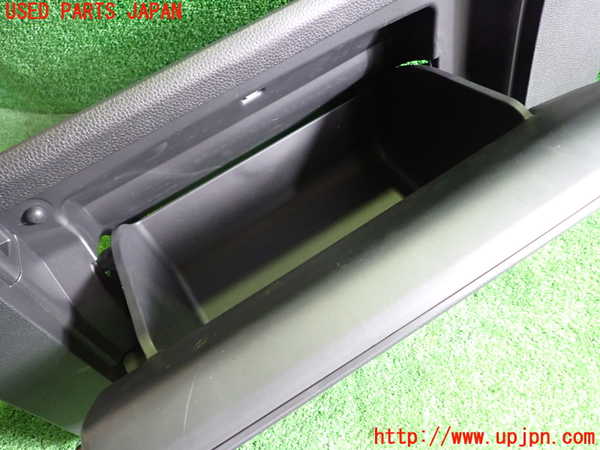 1UPJ-9241857516]シビック ハイブリッド(e：HEV)(FL4)グローブボックス1 中古_5