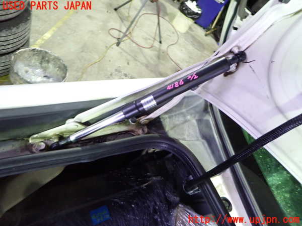 1UPJ-9241861506]セルシオ(UCF31)トランクダンパー 中古_2