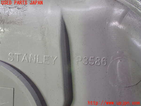 1UPJ-9241861536]セルシオ(UCF31)左テールランプ 中古_3