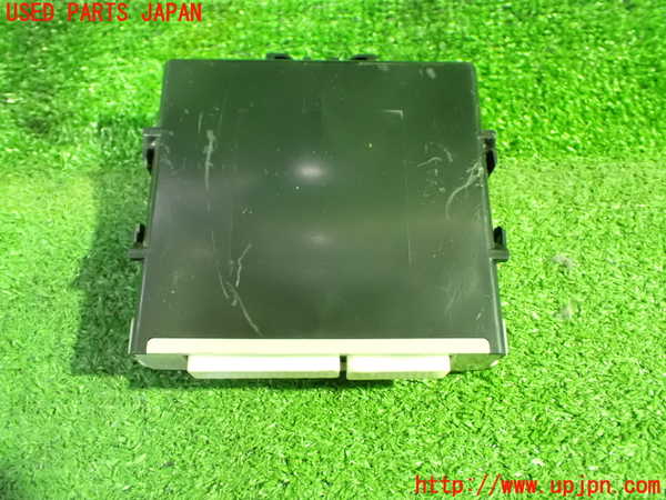 1UPJ-9241866151]セルシオ(UCF31)コンピューター6 中古_2