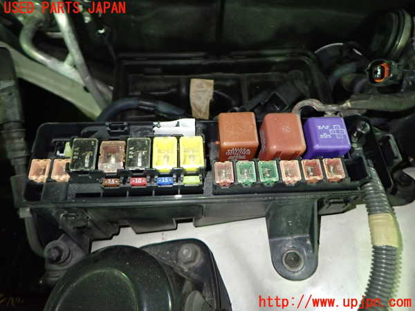 1UPJ-9241866743]セルシオ(UCF31)ヒューズボックス3 中古_2