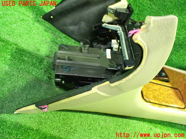 1UPJ-9241867540]セルシオ(UCF31)センターコンソール (ジャンク品) 中古_3
