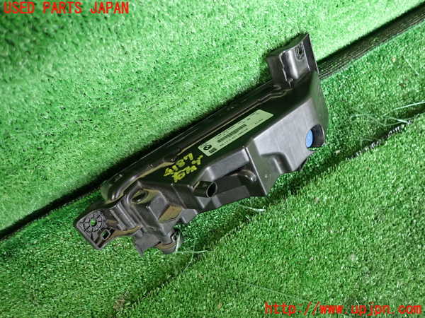 2UPJ-9241871180]BMW 118i F40(7K15)右フォグ 中古_2