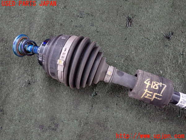 2UPJ-9241874015]BMW 118i F40(7K15)左フロントドライブシャフト 中古_2