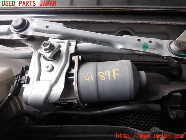 2UPJ-9241876770]BMW 118i F40(7K15)フロントワイパーモーター 中古_2