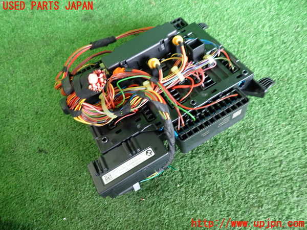 2UPJ-9241876741]BMW 118i F40(7K15)ヒューズボックス1(室内助手席側) 中古_2