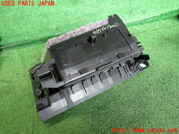 2UPJ-9241877516]BMW 118i F40(7K15)グローブボックス1 中古_4