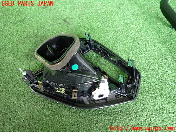 2UPJ-9241877527]BMW 118i F40(7K15)エアコン吹き出し口2(右) 中古_2
