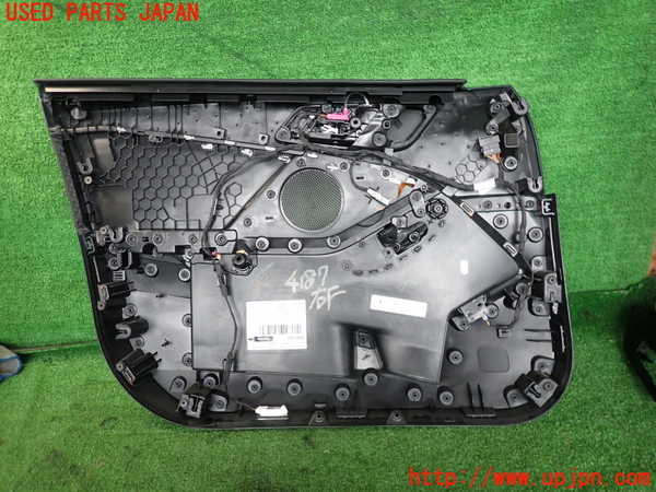 2UPJ-9241871234]BMW 118i F40(7K15)右前ドア内張り 中古_3