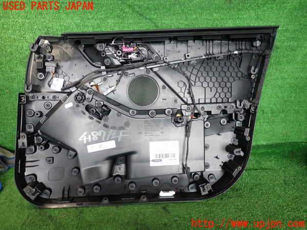 2UPJ-9241871264]BMW 118i F40(7K15)左前ドア内張り 中古_3