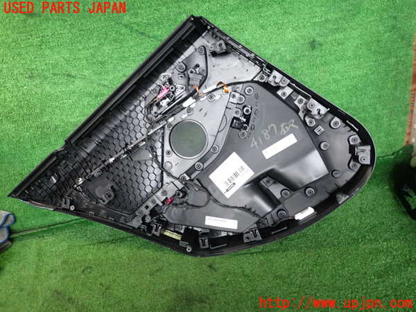 2UPJ-9241871294]BMW 118i F40(7K15)右後ドア内張り 中古_3