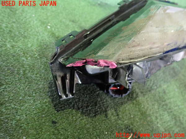 2UPJ-9241881152]アウトランダーPHEV(GN0W)左コーナーランプ (ジャンク品) 中古_2