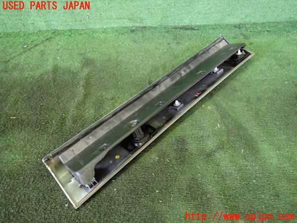 2UPJ-9241881322]アウトランダーPHEV(GN0W)左後ドアパネル 中古_5