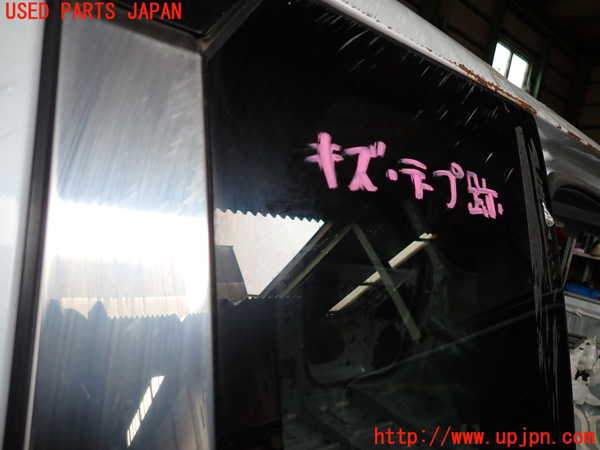 2UPJ-9241881380]アウトランダーPHEV(GN0W)右クォーターガラス (43R-007953) (ジャンク品) 中古_2