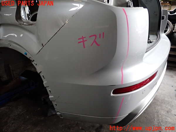 2UPJ-9241881610]アウトランダーPHEV(GN0W)リアバンパー (ジャンク品) 中古_3