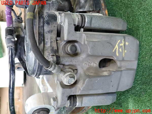 2UPJ-9241884300]アウトランダーPHEV(GN0W)右リアナックルハブ 中古_2