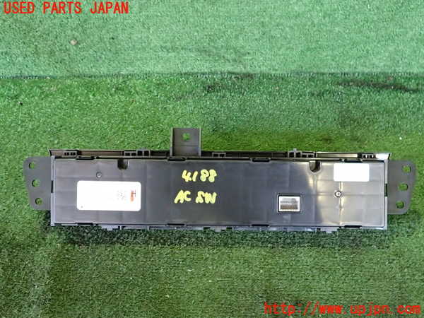 2UPJ-9241886066]アウトランダーPHEV(GN0W)エアコンスイッチ1 (ジャンク品) 中古_3