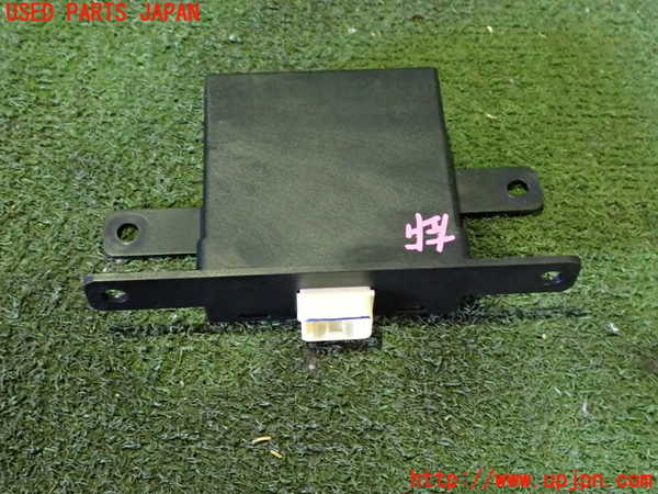 2UPJ-9241886150]アウトランダーPHEV(GN0W)コンピューター5 中古_2