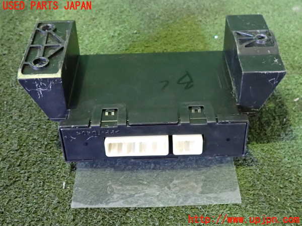 2UPJ-9241886154]アウトランダーPHEV(GN0W)コンピューター9 中古_2