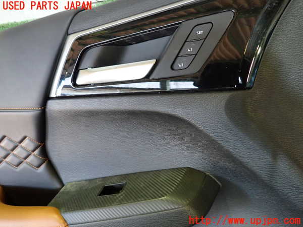 2UPJ-9241881264]アウトランダーPHEV(GN0W)左前ドア内張り (ジャンク品) 中古_2