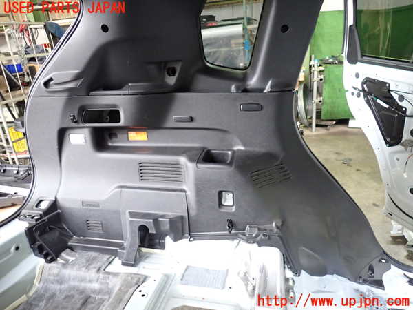 2UPJ-9241887680]アウトランダーPHEV(GN0W)左リアピラートリム 中古_4