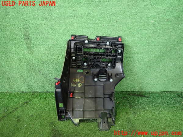 2UPJ-9241887692]アウトランダーPHEV(GN0W)内装トリム類2 中古_3