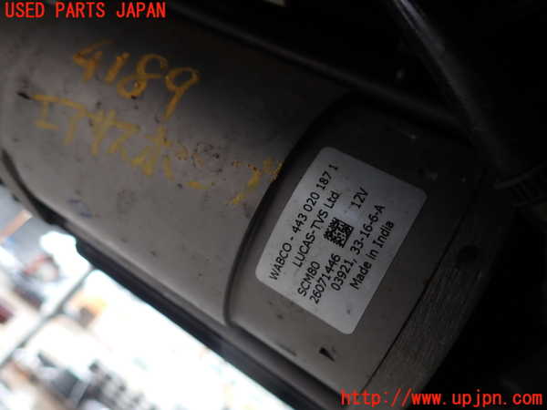 2UPJ-9241895535]アウディ・A6 オールロードクワトロ(4GCREB)エアサスポンプ 中古_3