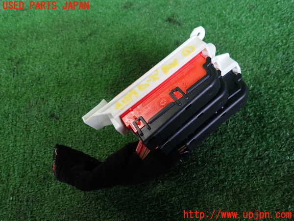 2UPJ-9241896741]アウディ・A6 オールロードクワトロ(4GCREB)ヒューズボックス1(室内運転席側) 中古_2