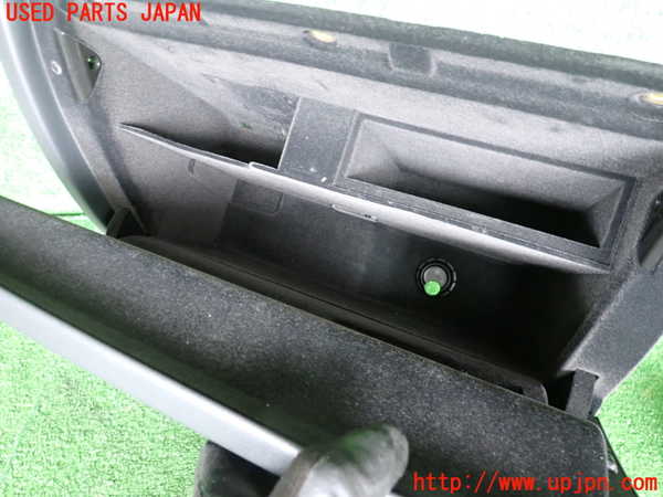2UPJ-9241897516]アウディ・A6 オールロードクワトロ(4GCREB)グローブボックス1 中古_3