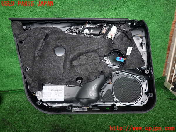 2UPJ-9241891234]アウディ・A6 オールロードクワトロ(4GCREB)右前ドア内張り 中古_3