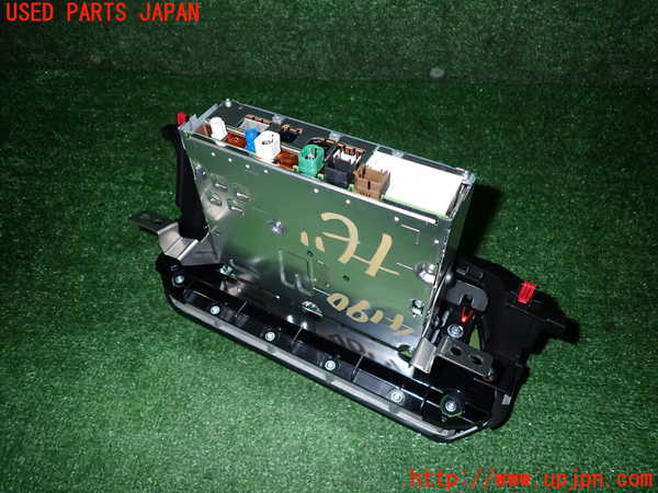 2UPJ-9241906589]アウトランダーPHEV(GN0W)カーナビゲーション 中古_2