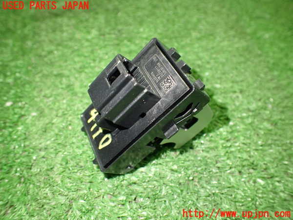 2UPJ-9241906245]アウトランダーPHEV(GN0W)左前パワーウィンドウスイッチ 中古_3