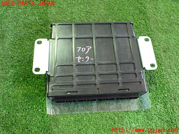 2UPJ-9241906153]アウトランダーPHEV(GN0W)コンピューター8 中古_2