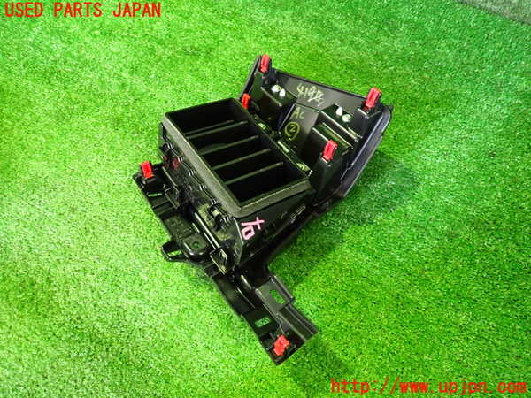 2UPJ-9241907527]アウトランダーPHEV(GN0W)エアコン吹き出し口2 中古 (右)_2