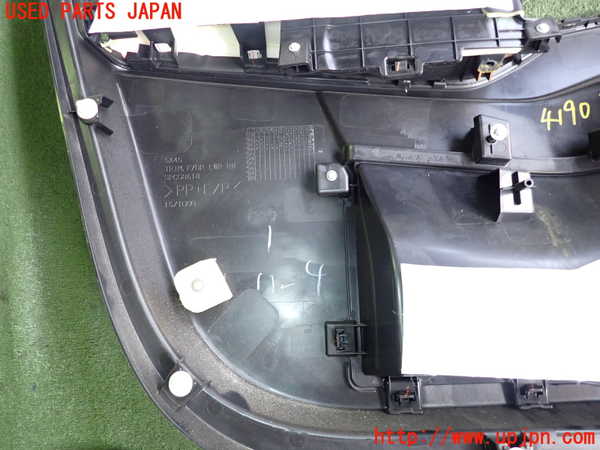 2UPJ-9241901234]アウトランダーPHEV(GN0W)右前ドア内張り 中古 【ジャンク品】_5
