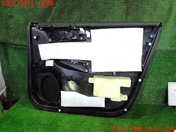 2UPJ-9241901264]アウトランダーPHEV(GN0W)左前ドア内張り 中古_3