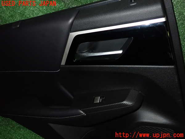 2UPJ-9241901324]アウトランダーPHEV(GN0W)左後ドア内張り 中古_2