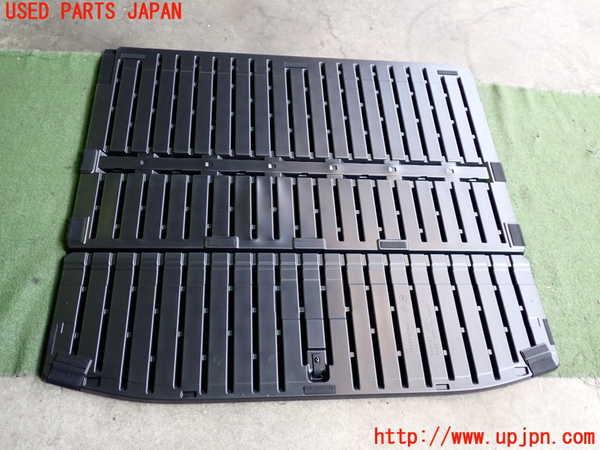 2UPJ-9241907771]アウトランダーPHEV(GN0W)ラゲッジトレイ1 中古 【ジャンク品】_4