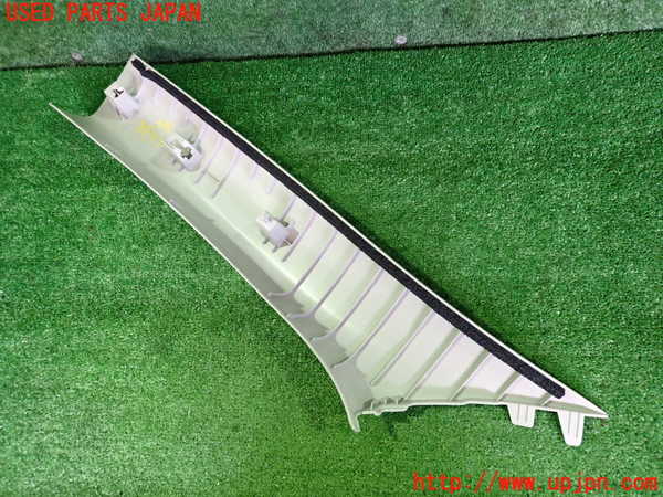 2UPJ-9241907655]アウトランダーPHEV(GN0W)右フロントピラートリム 中古_2
