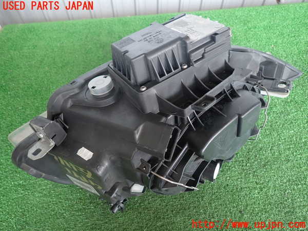 2UPJ-9241911132]BMW 135i クーペ E82(UC30)左ヘッドライト HID 中古_2