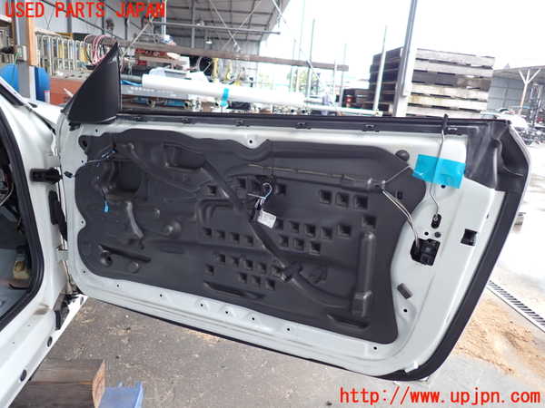 2UPJ-9241911230]BMW 135i クーペ E82(UC30)右ドア 中古 PILKINGTON M3240 43R-001582_3