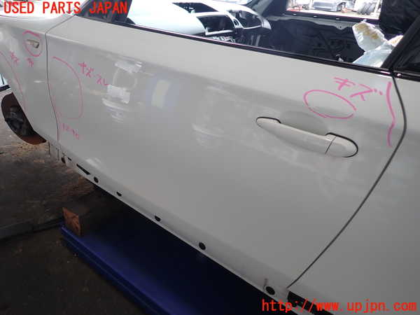 2UPJ-9241911260]BMW 135i クーペ E82(UC30)左ドア 中古 PILKINGTON M3240 43R-001582_2