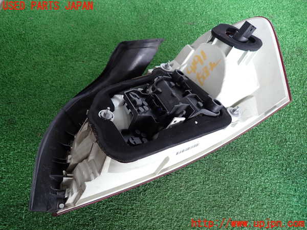 2UPJ-9241911536]BMW 135i クーペ E82(UC30)左テールランプ 中古_2