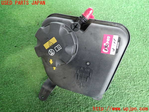 2UPJ-9241912410]BMW 135i クーペ E82(UC30)ラジエータータンク 中古_3