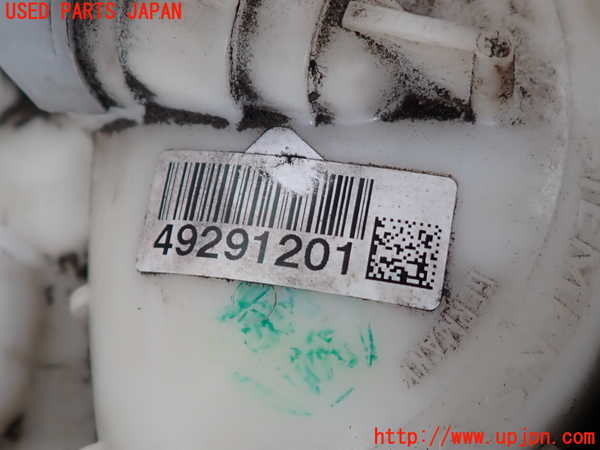 2UPJ-9241912510]BMW 135i クーペ E82(UC30)燃料ポンプ 中古_5