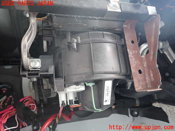2UPJ-9241916081]BMW 135i クーペ E82(UC30)エバポレーター1 中古_3