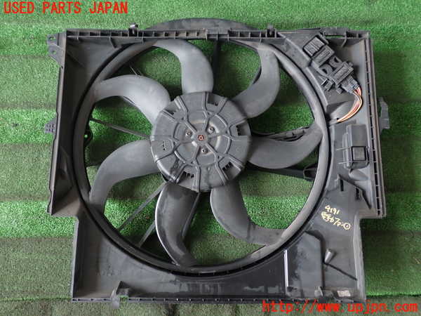 2UPJ-9241916836]BMW 135i クーペ E82(UC30)電動ファン1 中古_2