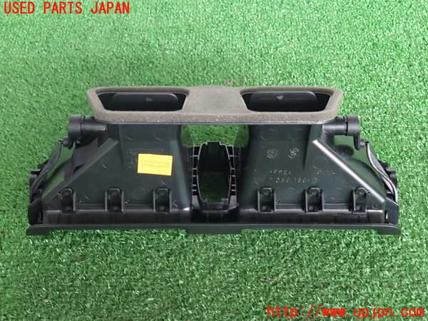 2UPJ-9241917526]BMW 135i クーペ E82(UC30)エアコン吹き出し口1(真中) 中古_3