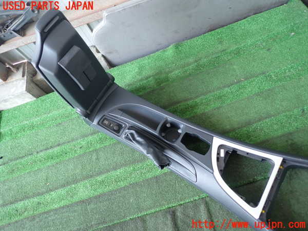 2UPJ-9241917540]BMW 135i クーペ E82(UC30)センターコンソール 中古_3