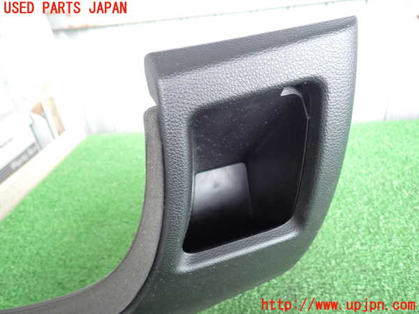 2UPJ-9241917841]BMW 135i クーペ E82(UC30)小物入れ1 中古_2